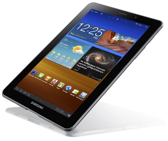Samsung just announced their new tablet, and 7 inches long awaited replacement of the original Galaxy tab. This device was somewhat ahead of its time, pre-built version of Google dedicated to Android tablets.

When it was honeycomb, it lacked support for small devices, which explains the propensity of the tablet market 10.1in. This has already been solved, thank God, so travel-friendly designs will be commonplace soon 7in. Although it goes a long way to beat this,

It seems that this is really the first film to use the same technology we are used to select Super AMOLED Samsung S Galaxy phones. Equally impressive is that this screen is the same 1280 x 800 resolution as the tablet larger 10.1in.

The combination is really great, so we clear video on the device, with all the benefits of AMOLED, the plasma-like blacks and vibrant colors.

We really like 7in tablet that you can fit comfortably in one hand. They are especially good for those who want a powerful device to wear at any time, without using one of the phones to ultra-wide screen. The volume controls and power by the fall perfectly under the fingers if you hold in your left hand in portrait mode.

Quality built in the sample we played with are excellent. It is only 7.89mm deep, ultra-thin pad standard, and the metal casing feels elegant - but not quite to the aluminum flyer unibodies HTC or Apple iPad. It weighs only 335g with dimensions 197x133x7.89mm complete.

Powered by Android 3.2, with the usual modifications Samsung - called TouchWiz. The 1.4 GHz dual-core accelerated in the range of basic tasks that deal, and a 5100 mAh battery provides a respectable car. For anyone feel rich enough to run a second contract for mobile data, no support for HSPA + 3G speeds faster - now, we believe that the three bears.

It is not the device more revolutinoary, but we need to wait a long time honeycomb 7in tablet was not in vain, and its AMOLED display, Samsung has taken a very strong leadership. No price has been reported, however, and should begin late this year.